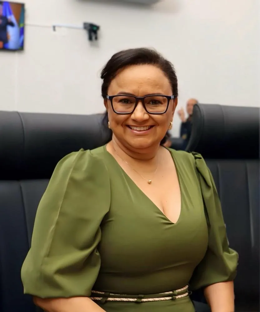 Professora Iolanda Castro solicita construção de novos CMEIs na Região Sul de Palmas