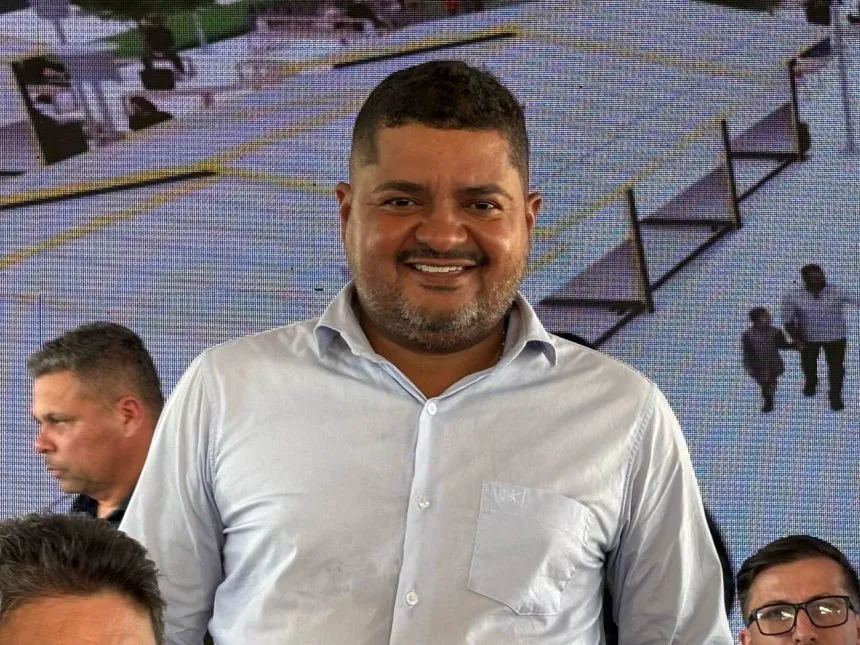 Vereador Balaio participa da assinatura da ordem de serviço da nova Arca em Taquaralto