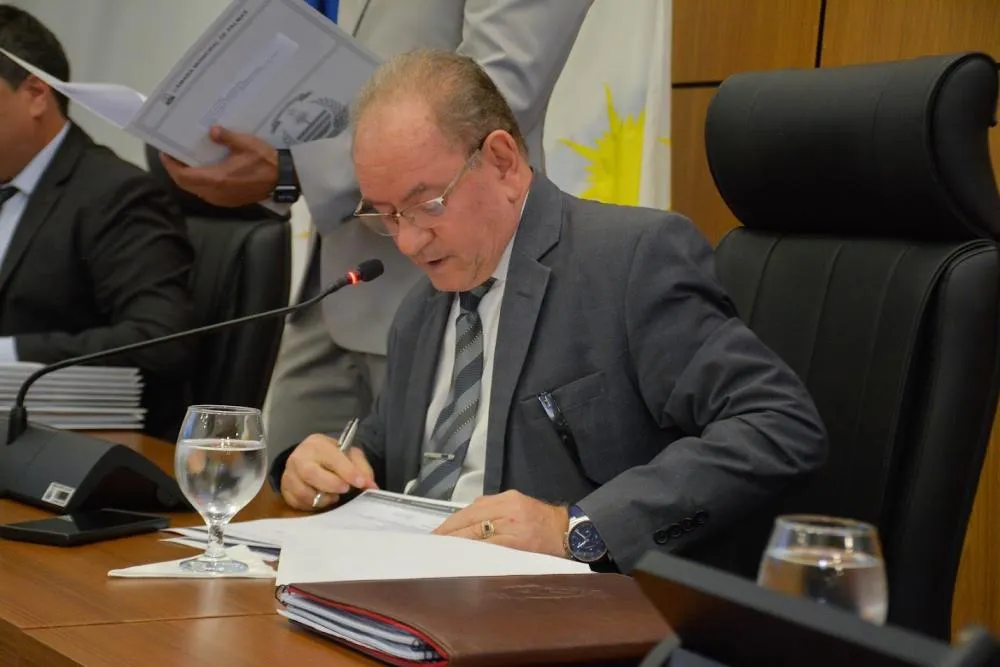 Juarez Rigol apresenta requerimento solicitando a implantação de programas de atividade física orientada em parques e praças da Capital