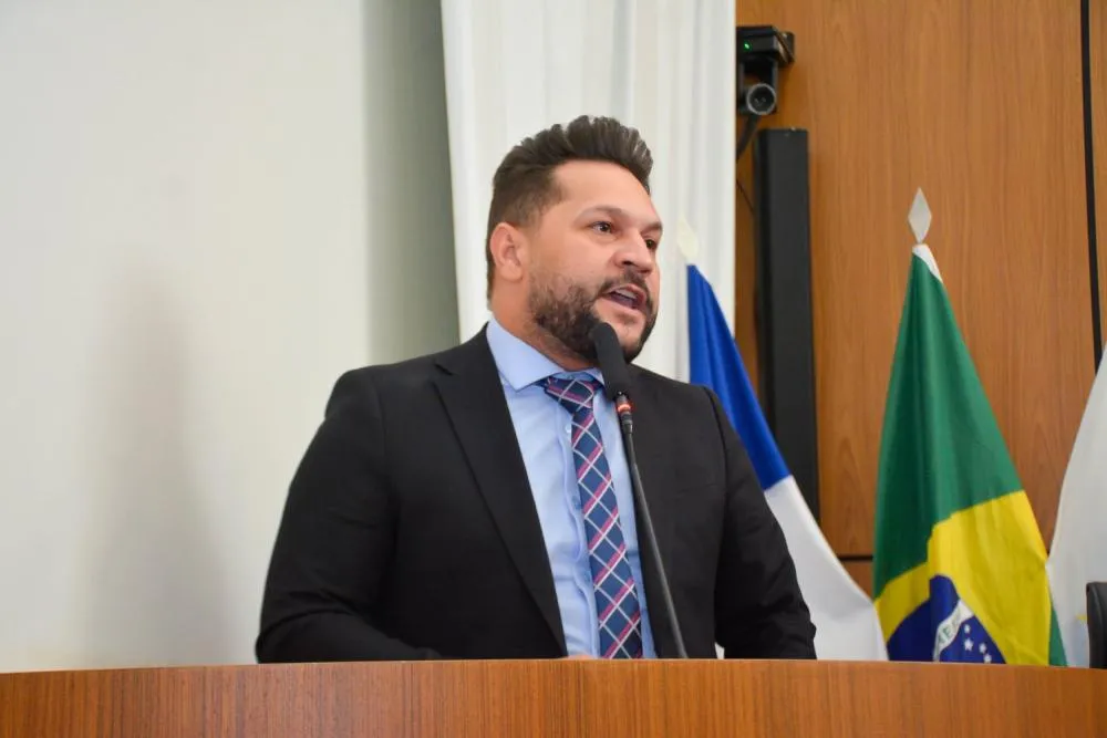 Rubens Uchôa propõe projeto que obriga ressarcimento ao erário por danos causados em acidentes de trânsito em Palmas