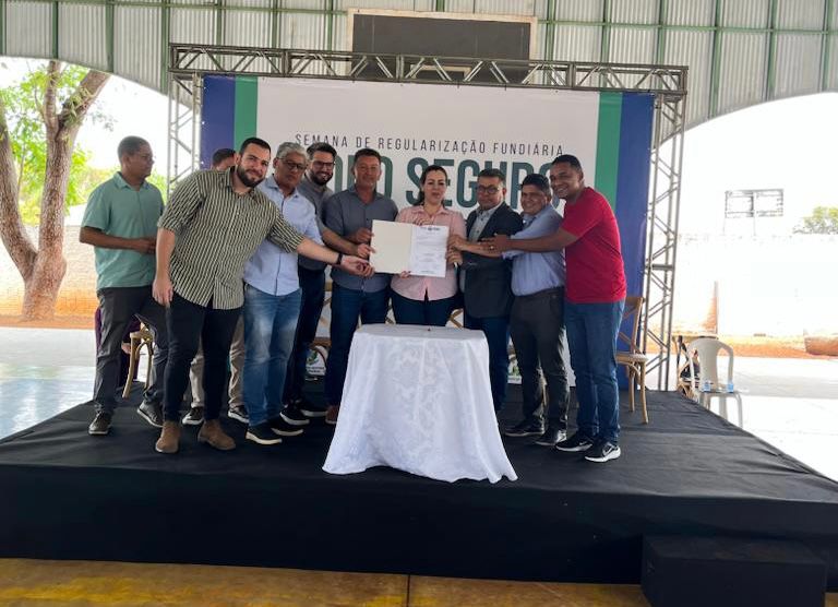 Major Negreiros participa de entrega de Certidão de Regularização Fundiária em Buritirana