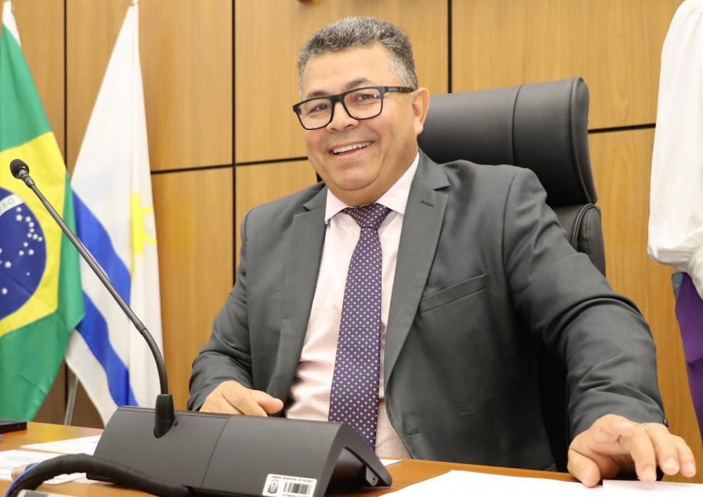 Vereador Folha solicita criação da Central de Intérpretes de Libras e Guias-Intérpretes para Surdocegos em Palmas 