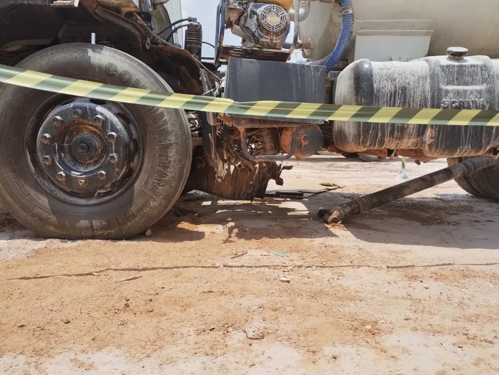 Mecânico morre após ser atingido por peça de caminhão enquanto fazia conserto embaixo do veículo