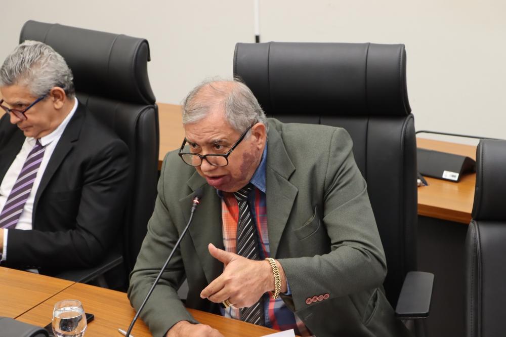 Vereador Jucelino solicita a conclusão da duplicação da Avenida Ipanema no perímetro entre os setores Janaína e Vitória