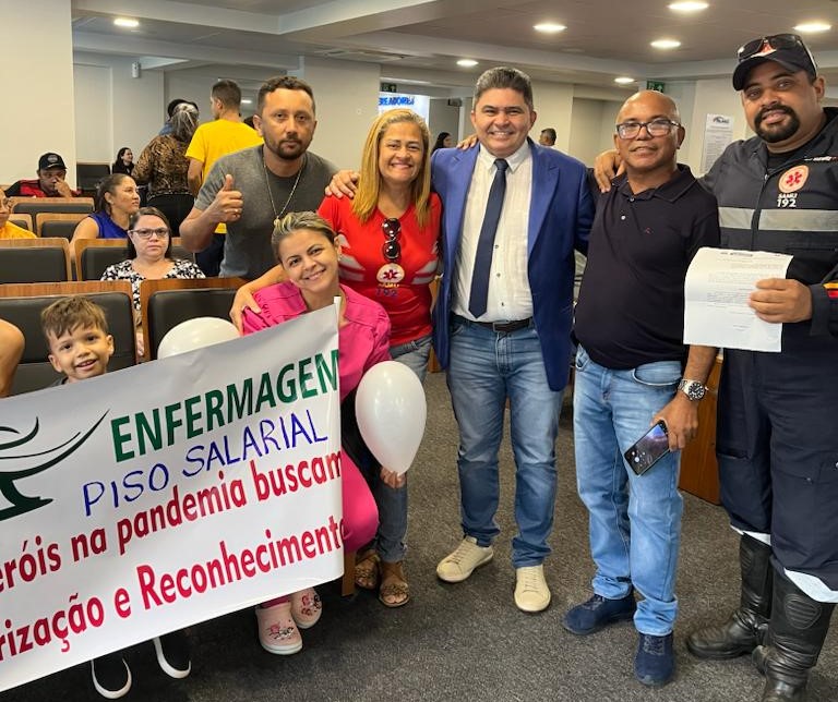 Major Negreiros comemora implementação do piso dos profissionais da enfermagem 