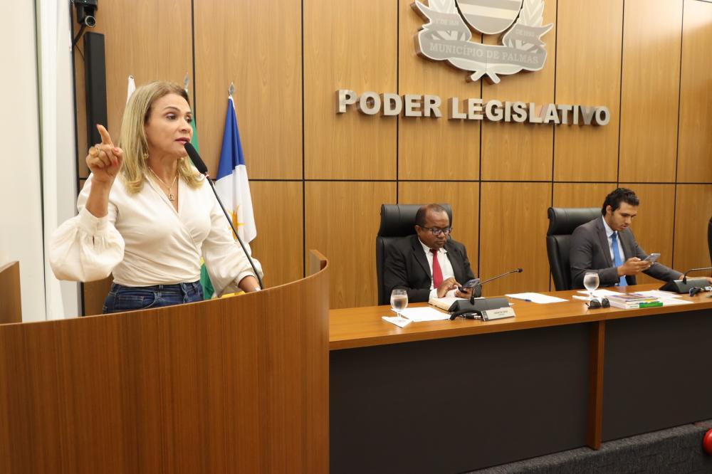 Laudecy Coimbra diz que bolsão do estacionamento comercial da 605 norte não é feito por birra da Prefeitura