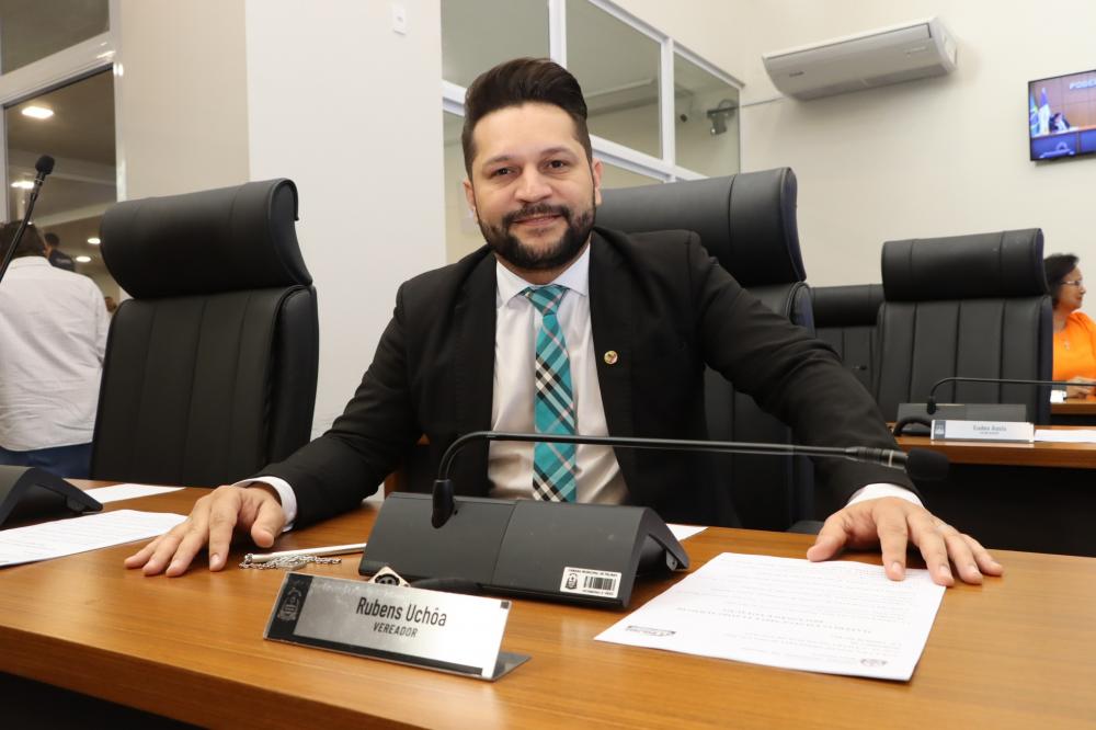 Rubens Uchôa solicita título de cidadão palmense para Vicentinho Alves