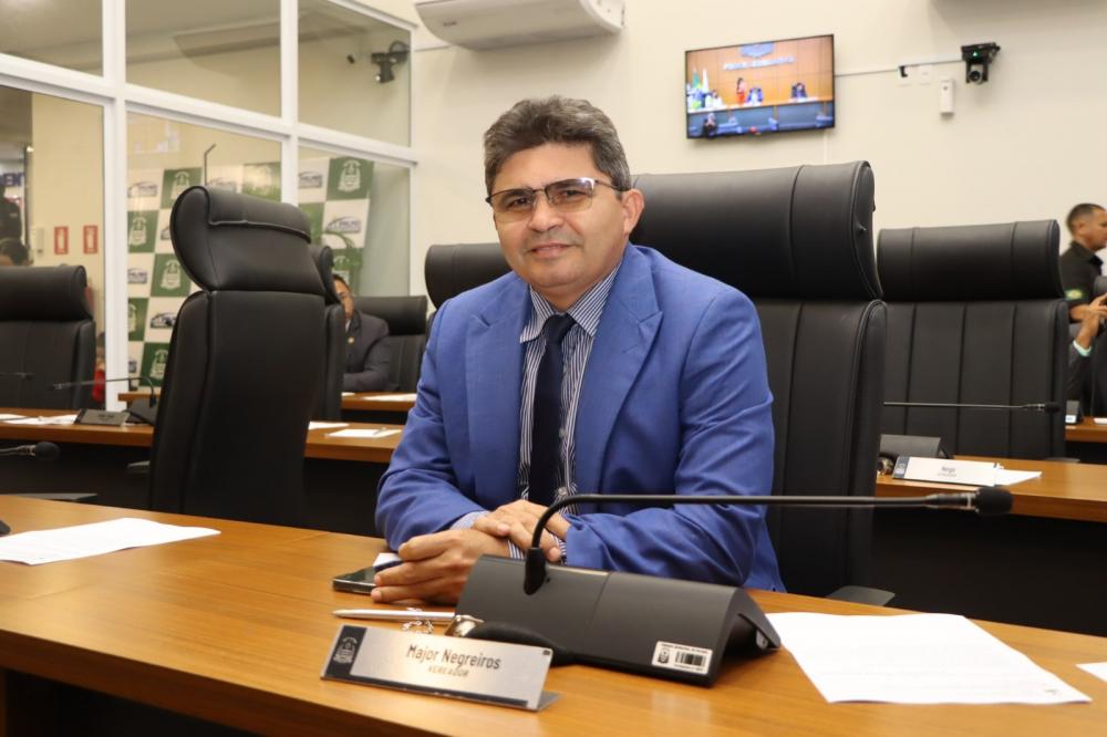 Vereador Major Negreiros aprova lei de diretrizes orçamentárias para 2024 em sessão extraordinária 