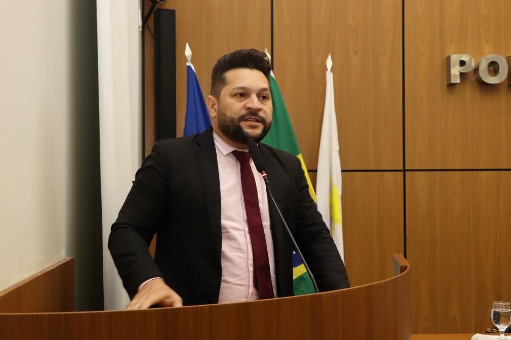 Vereador Rubens Uchôa apresentou um requerimento para beneficiar a Unidade Básica de Saúde