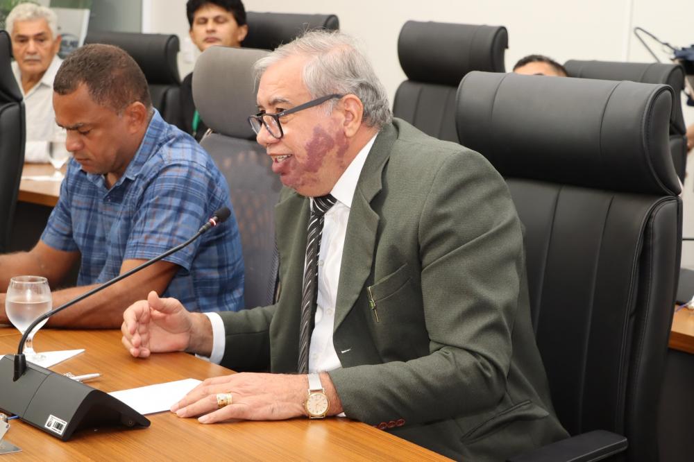 Vereador Jucelino apresenta requerimento solicitando a construção de uma Unidade de Saúde na Vila Agrotins