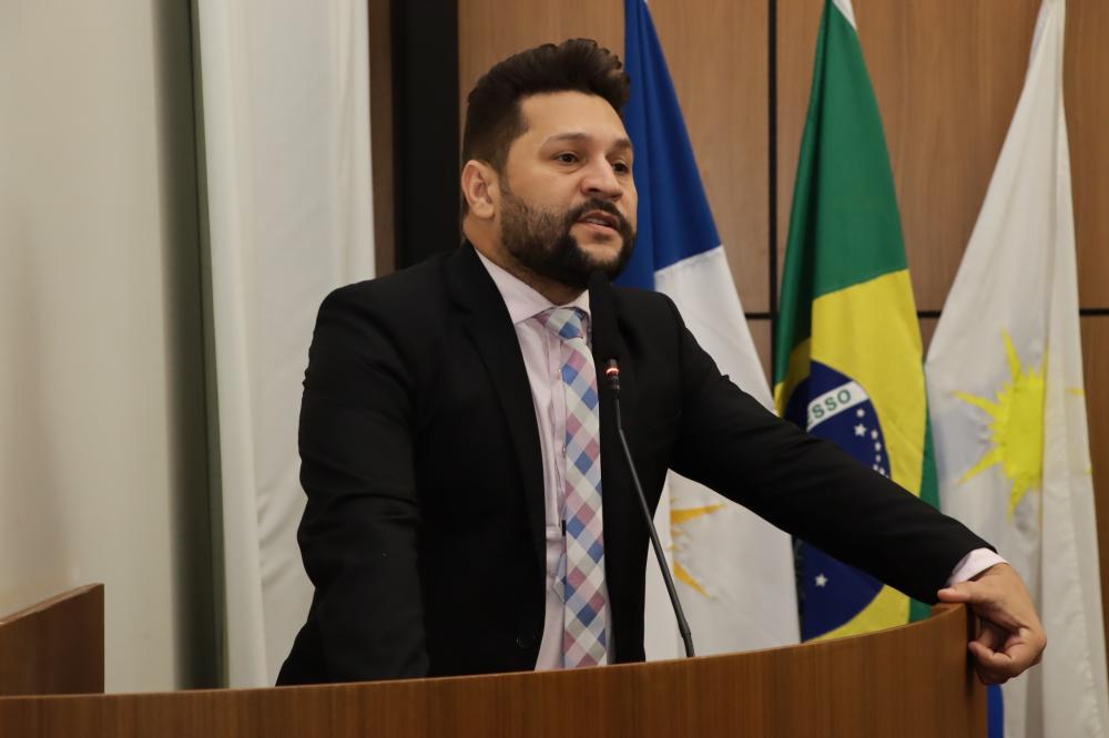 Vereador Rubens Uchôa apresenta importante requerimento que solicita a criação de um programa de capacitação para o turismo sustentável em Palmas