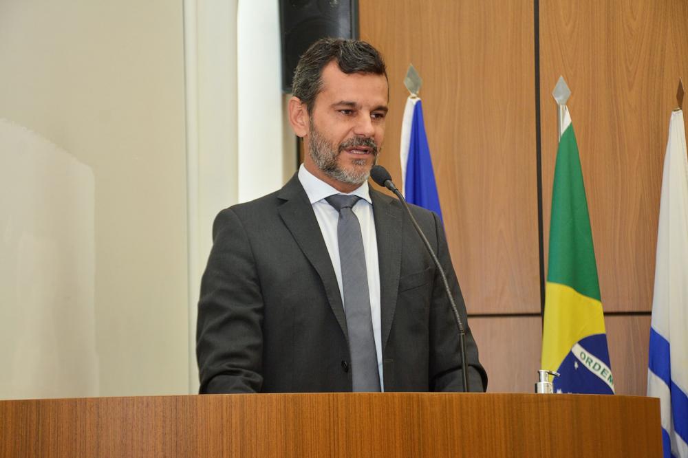 Aprovado requerimento do Vereador Mauro Lacerda que solicita a construção de uma Escola de Tempo Integral no Jardim Taquari 