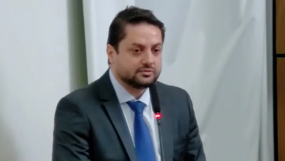 Dr. Vinícius Pires aciona CRM-TO sobre falta de medicamentos, de médicos e condições inadequadas aos profissionais de saúde na UPA Norte