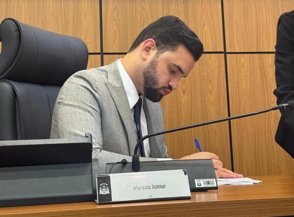 Marcos Júnior comanda trabalhos legislativos e promete ser a voz da juventude na Câmara