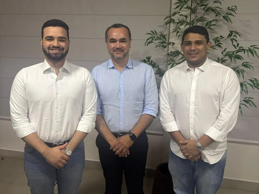 Marcos Junior solicita implantação de redutores de velocidade próximo a escolas da rede municipal 